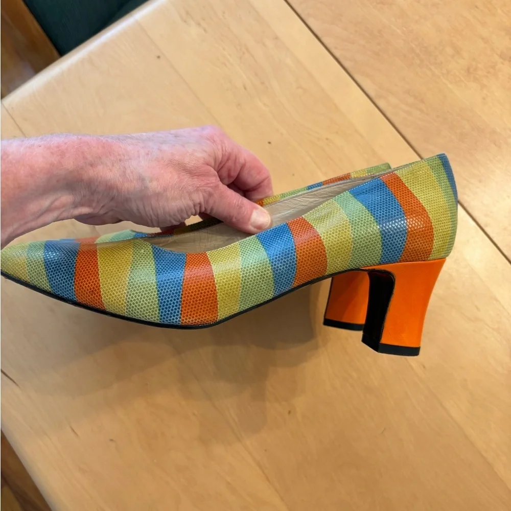 Versani Striped Blue, Orange & Yellow Pointed-Toe Pumps. Size 9